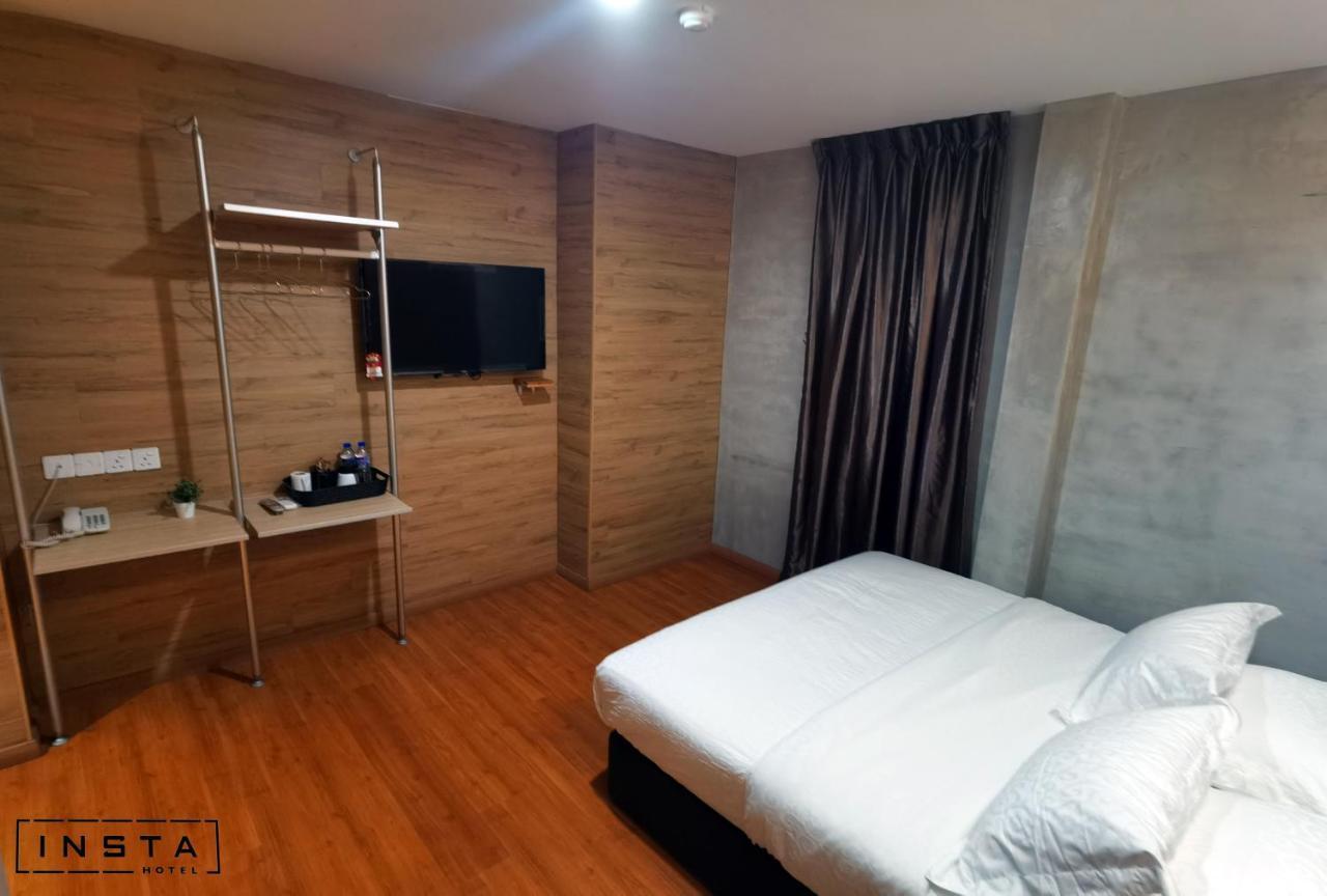 Insta Hotel Johor Bahru Buitenkant foto