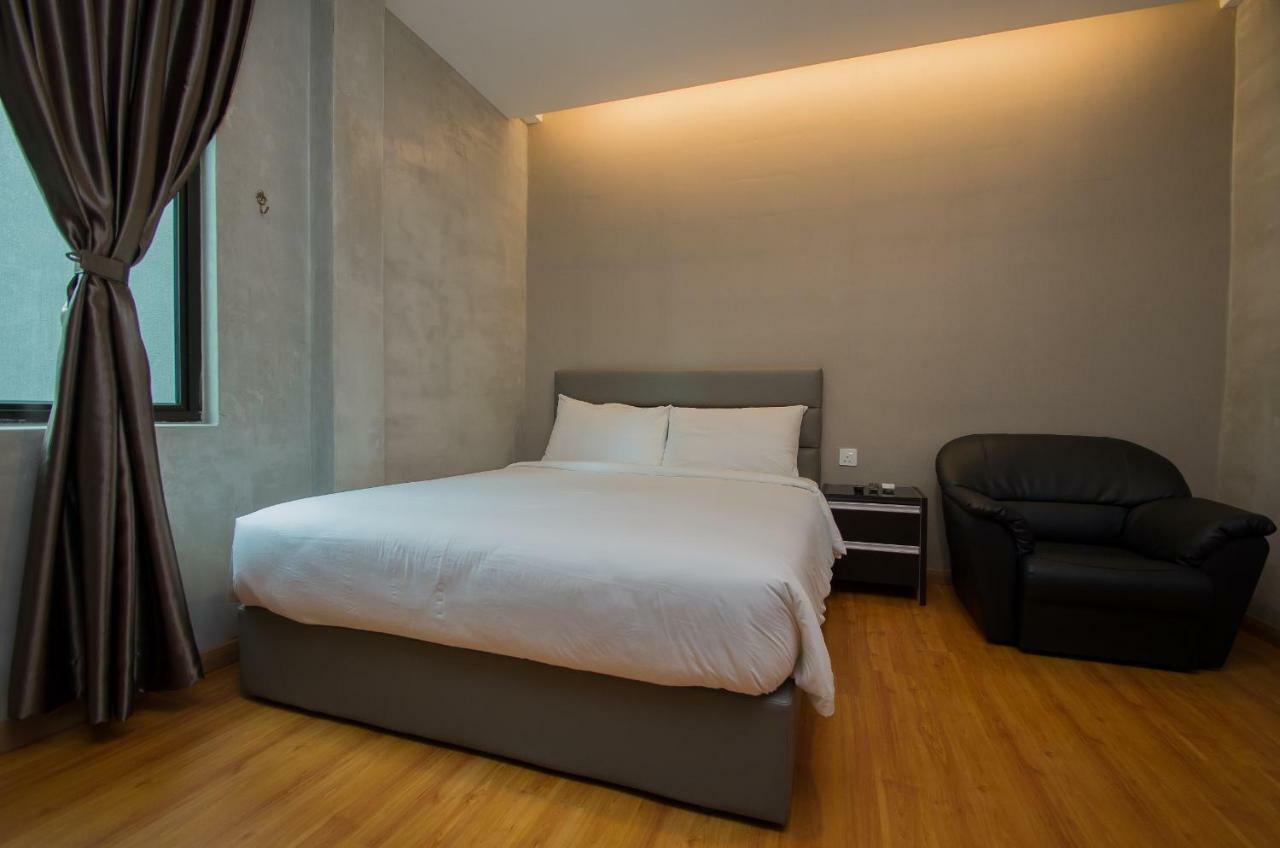 Insta Hotel Johor Bahru Buitenkant foto